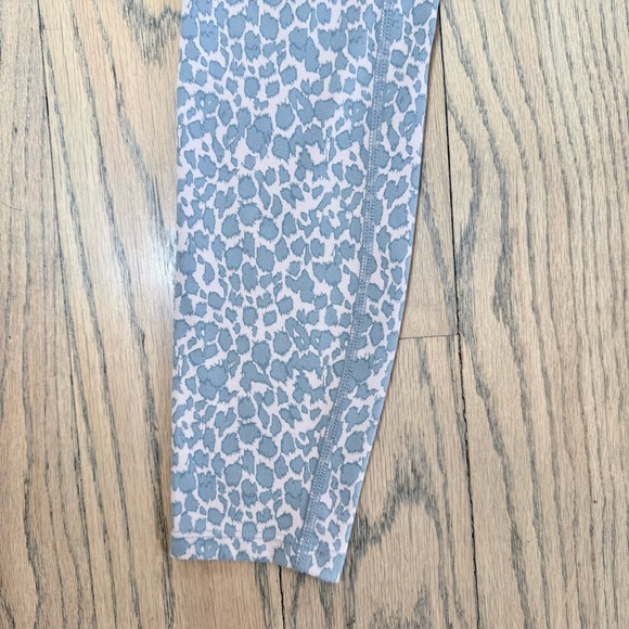 Varley Women's Let's Move High Rise 25' Leggings Graphite Cheetah Size XS - Picture 5 of 12